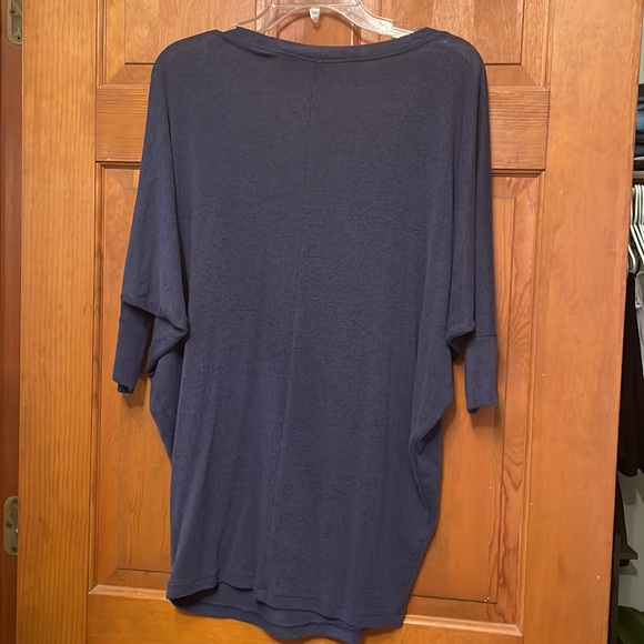 Perfect piece to wear with anything! Navy dolman sleeve top. Super cute. - Picture 4 of 4